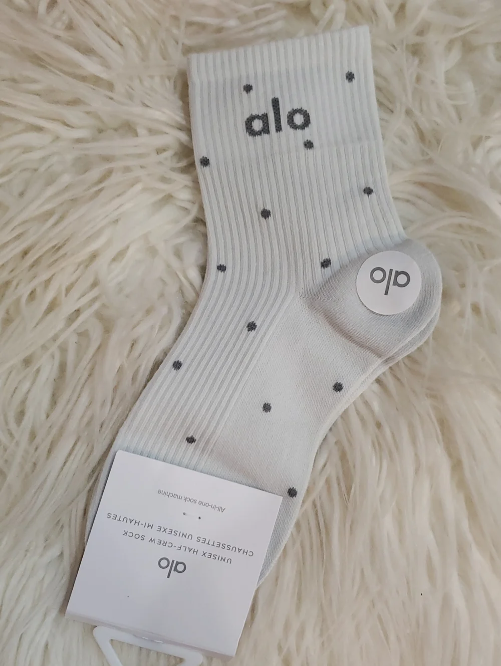 alo crew socks